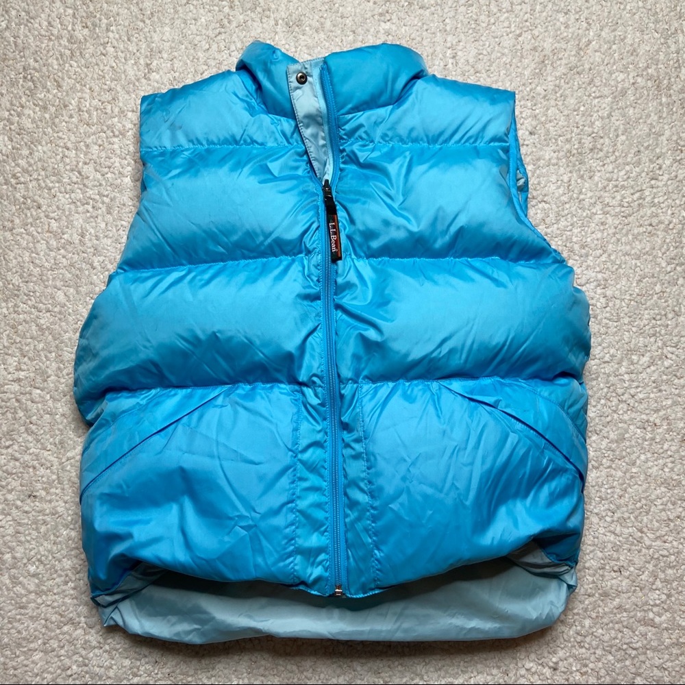L.L. Bean blue large puffer vest